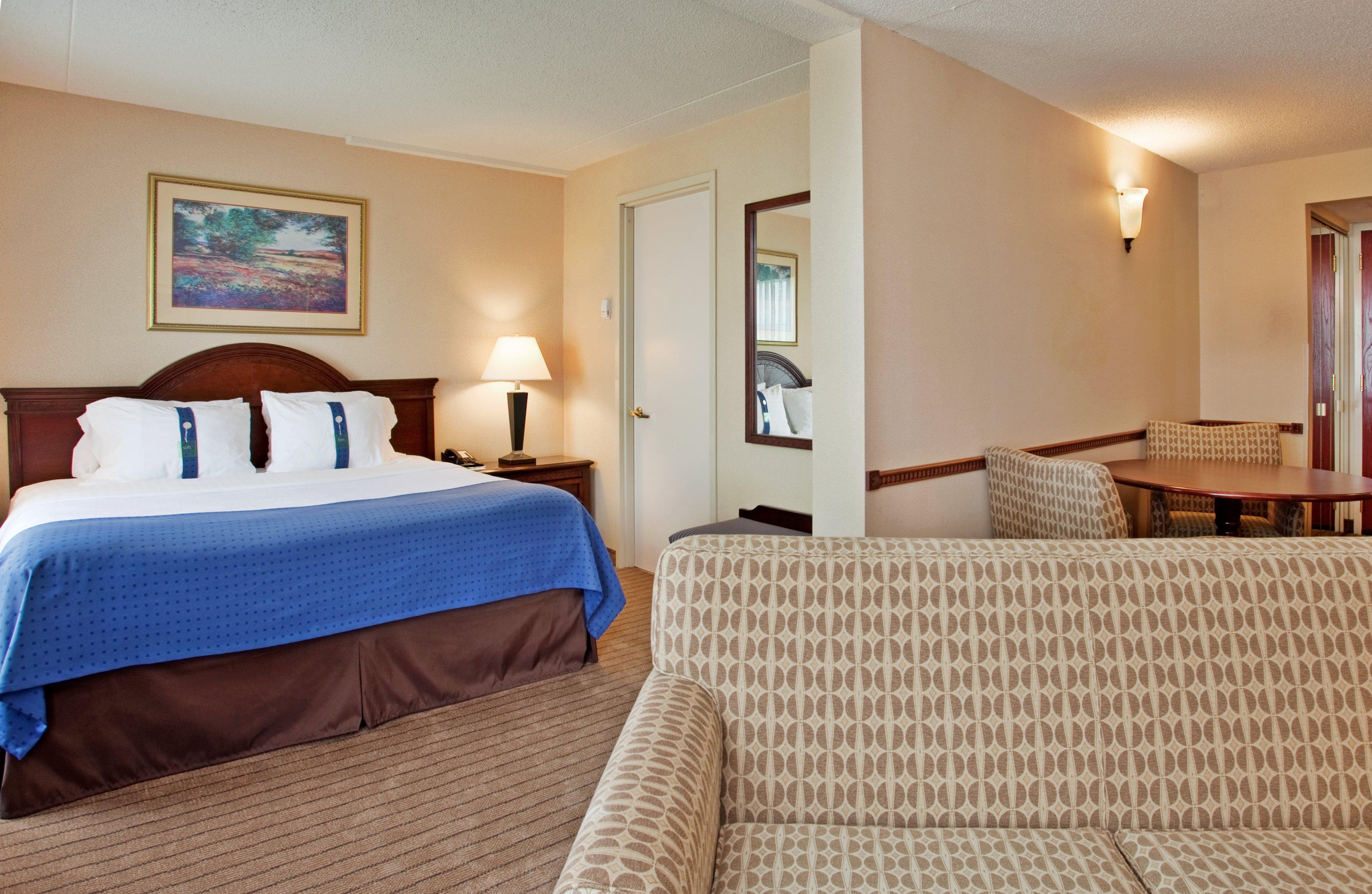 Holiday Inn Hotel & Suites Overland Park-Convention Center By Ihg Exterior foto